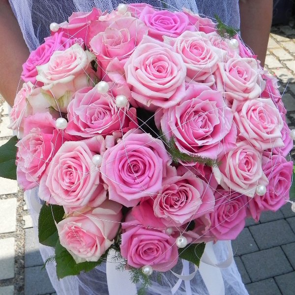 Hochzeitsstrauß mit rosa Rosen Bild 1